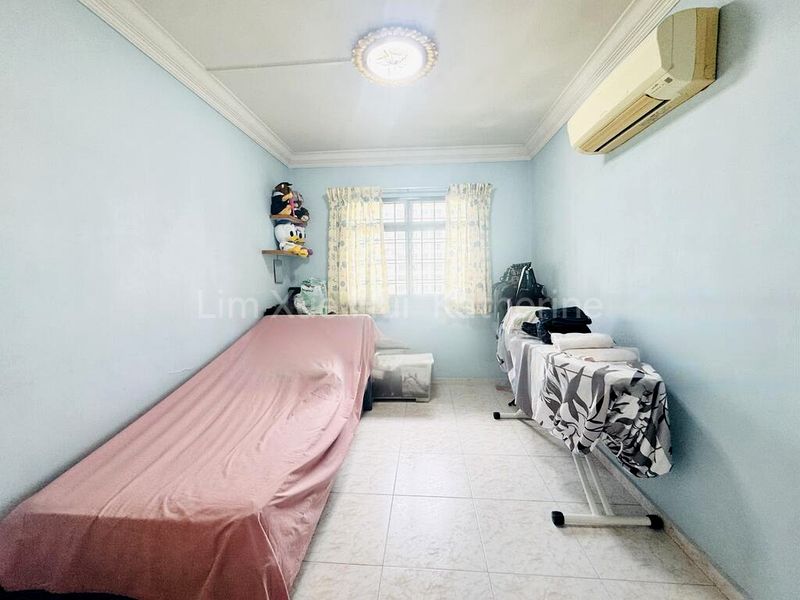 5 Room (5I) HDB for Sale in  109 Rivervale Walk - Image 3
